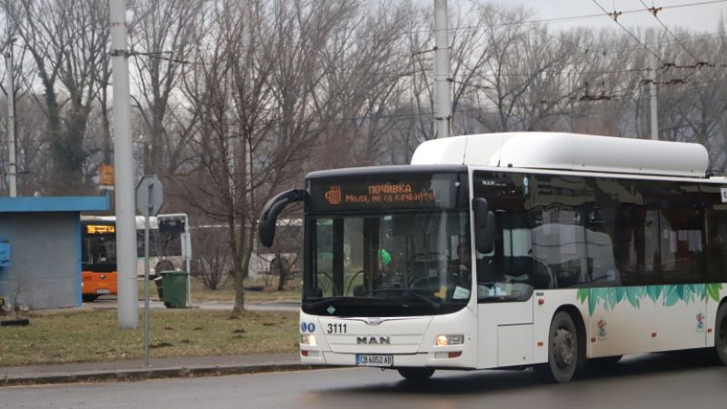Кабинетът подпомага автобусните превозвачи заради високите цени на горивата
